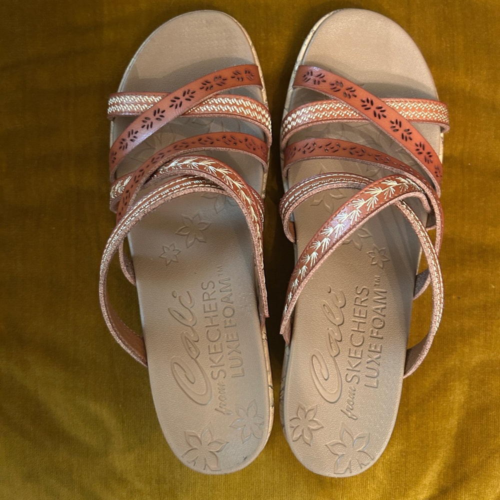 Skechers Beverlee Wedge Sandals 9.5 - Picture 3 of 10